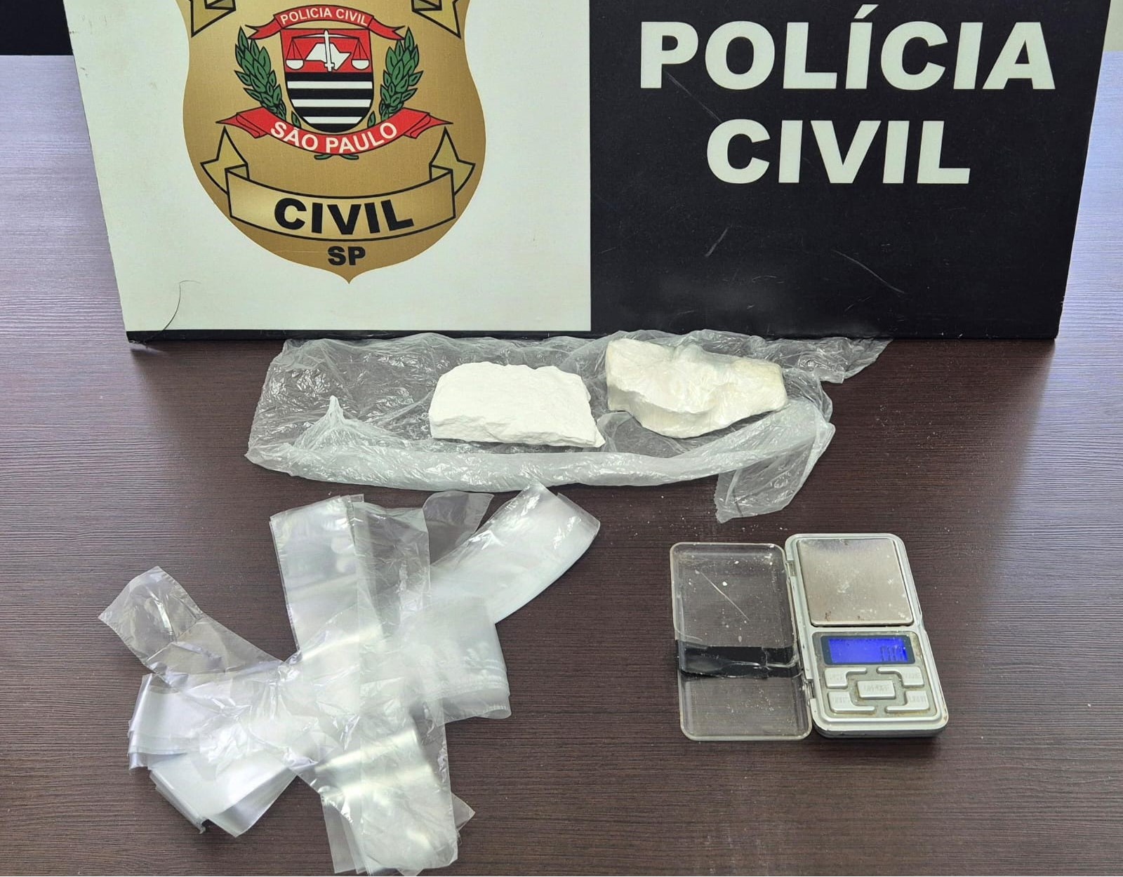 Droga apreendida foi avaliada em cerca de R$ 20 mil |