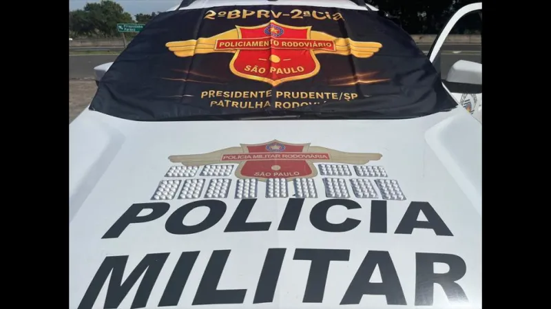 Caminhoneiro abordado em Pirapozinho (SP) transportava quase 200 comprimidos estimulantes conhecidos popularmente como 'rebites' |