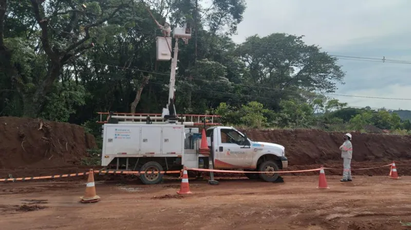 Concessionária Energisa Sul-Sudeste antecipou plano de atuação emergencial e colocou de prontidão equipes operacionais, técnicas e administrativas para agilizar o atendimento em caso de ocorrências que possam afetar a rede elétrica |