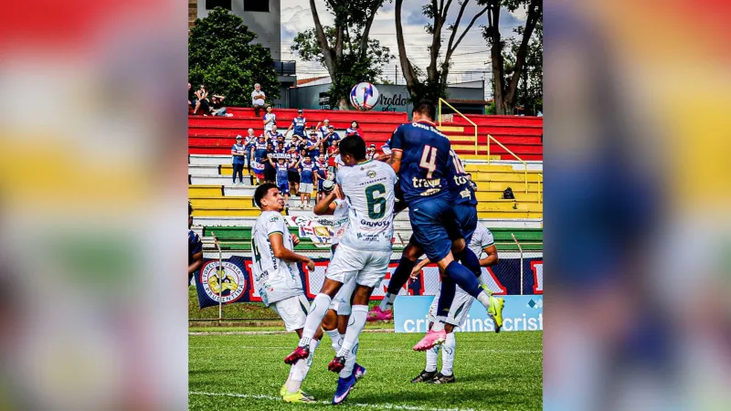 Gols foram marcados por Bruninho e Léo Souza |