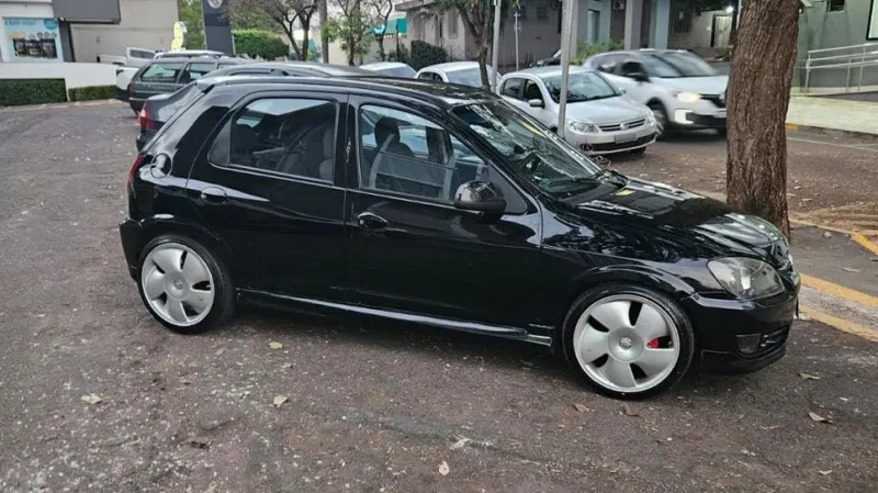 Homem tentou roubar carro em residência no Jardim Vale do Sol, em Presidente Prudente (SP), nesta sexta-feira (4) |