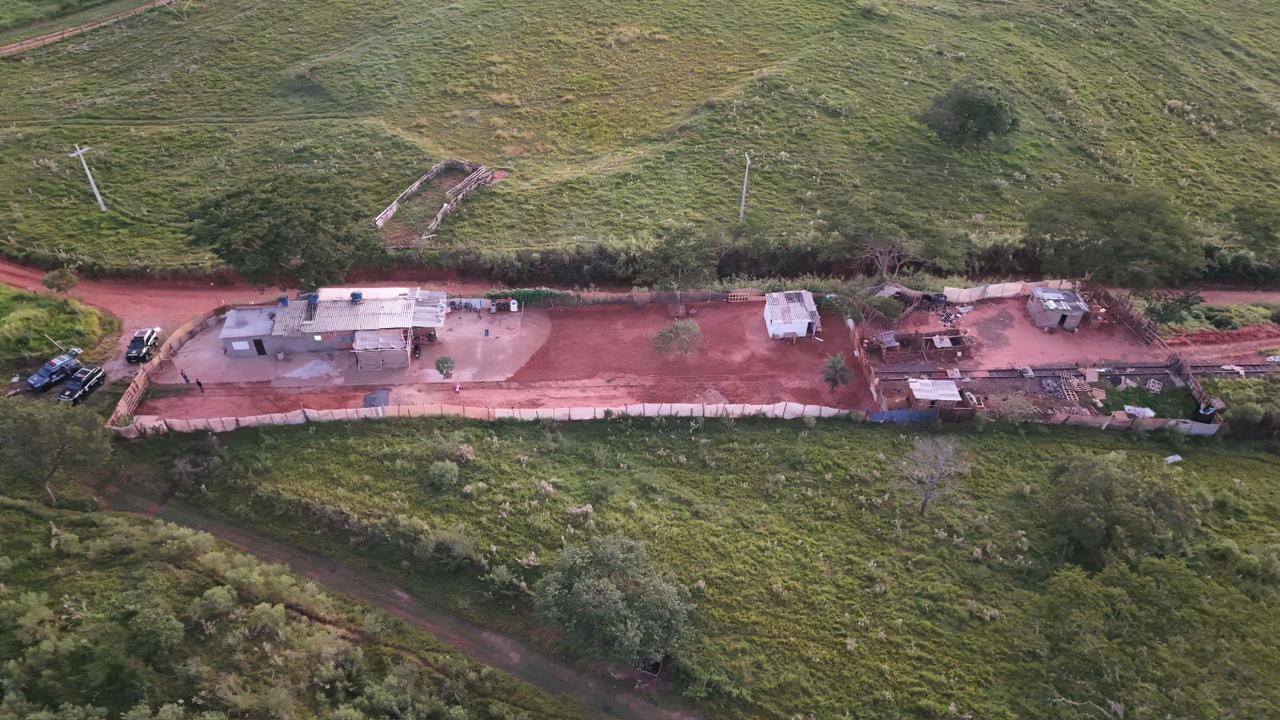 Segundo a Polícia Civil, a chácara na zona rural de Presidente Prudente (SP) servia como ponto de apoio para o tráfico de drogas |