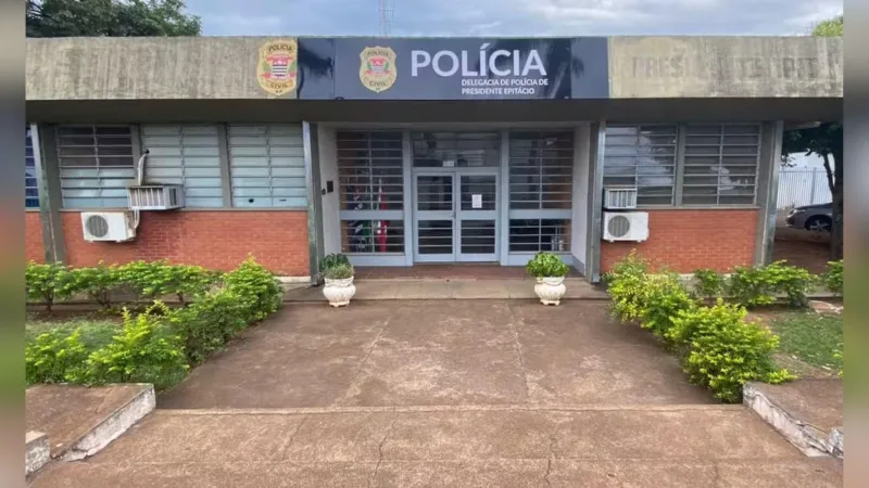 Durante o atendimento, segundo a PM, o homem chegou ao local exaltado e passou a desobedecer às ordens dos policiais, além de proferir ofensas contra a equipe |