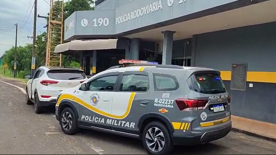 Carro havia sido furtado em São Paulo (SP) no ano passado |