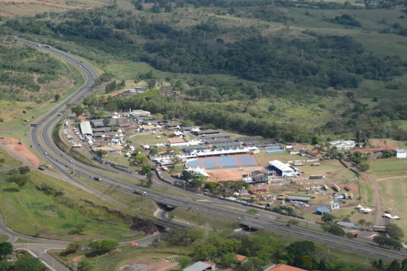 Evento acontece no Recinto 'Jacob Tosello' até segunda-feira (14).