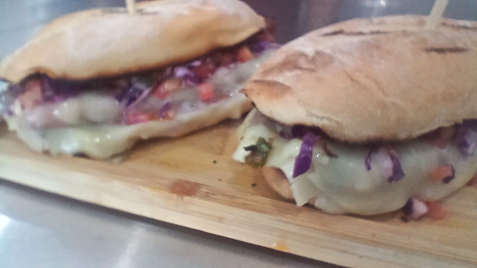 Aprenda receita de Choripán ao Vinagreta |