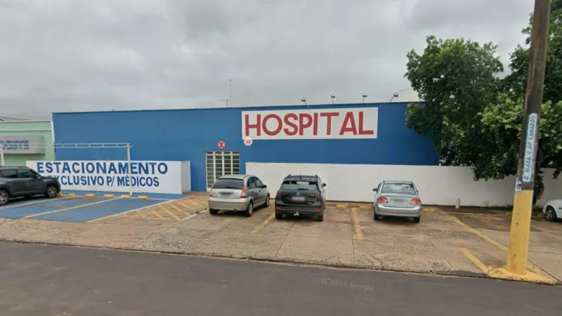 Vítimas foram encaminhadas ao Hospital e Maternidade.