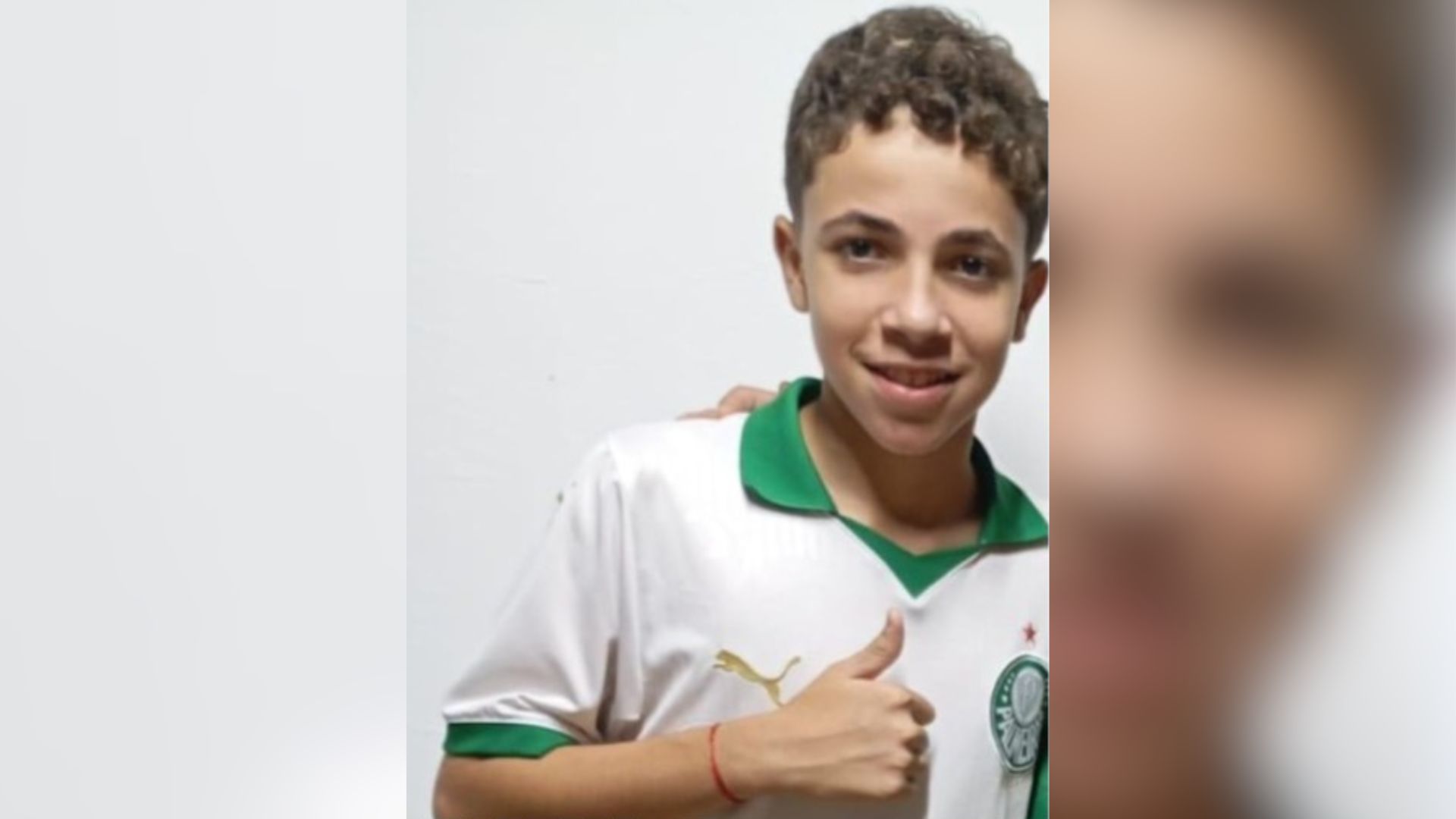 Menino faleceu após sofrer um mal súbito no campo de futebol do Parque do Povo |