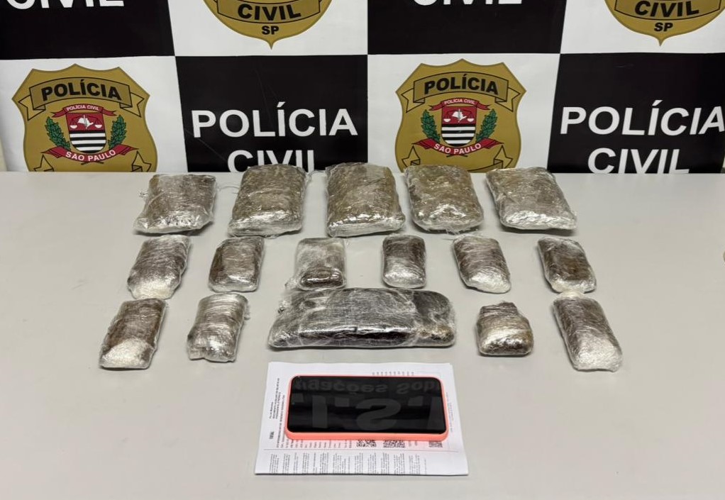 Envolvida levaria a droga de Dourados (MS) a Presidente Prudente (SP) |