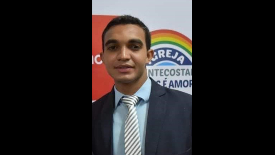 Alex Batista Pereira, de 31 anos, morreu vítima de acidente em Maringá (PR) |