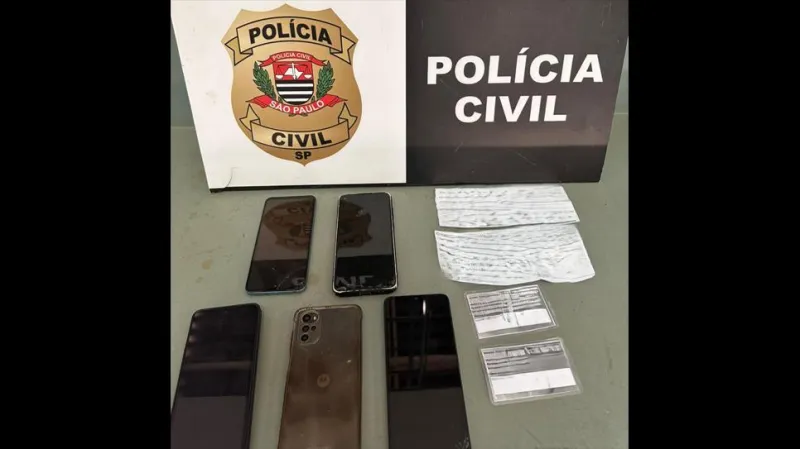 Todo o material recolhido na casa da mulher será analisado no transcorrer das investigações em Pirapozinho (SP) |
