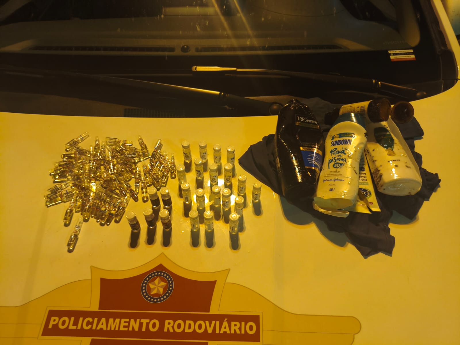 Ocorrência foi registrada no km 75,500 da Rodovia Arlindo Béttio (SP-613) |