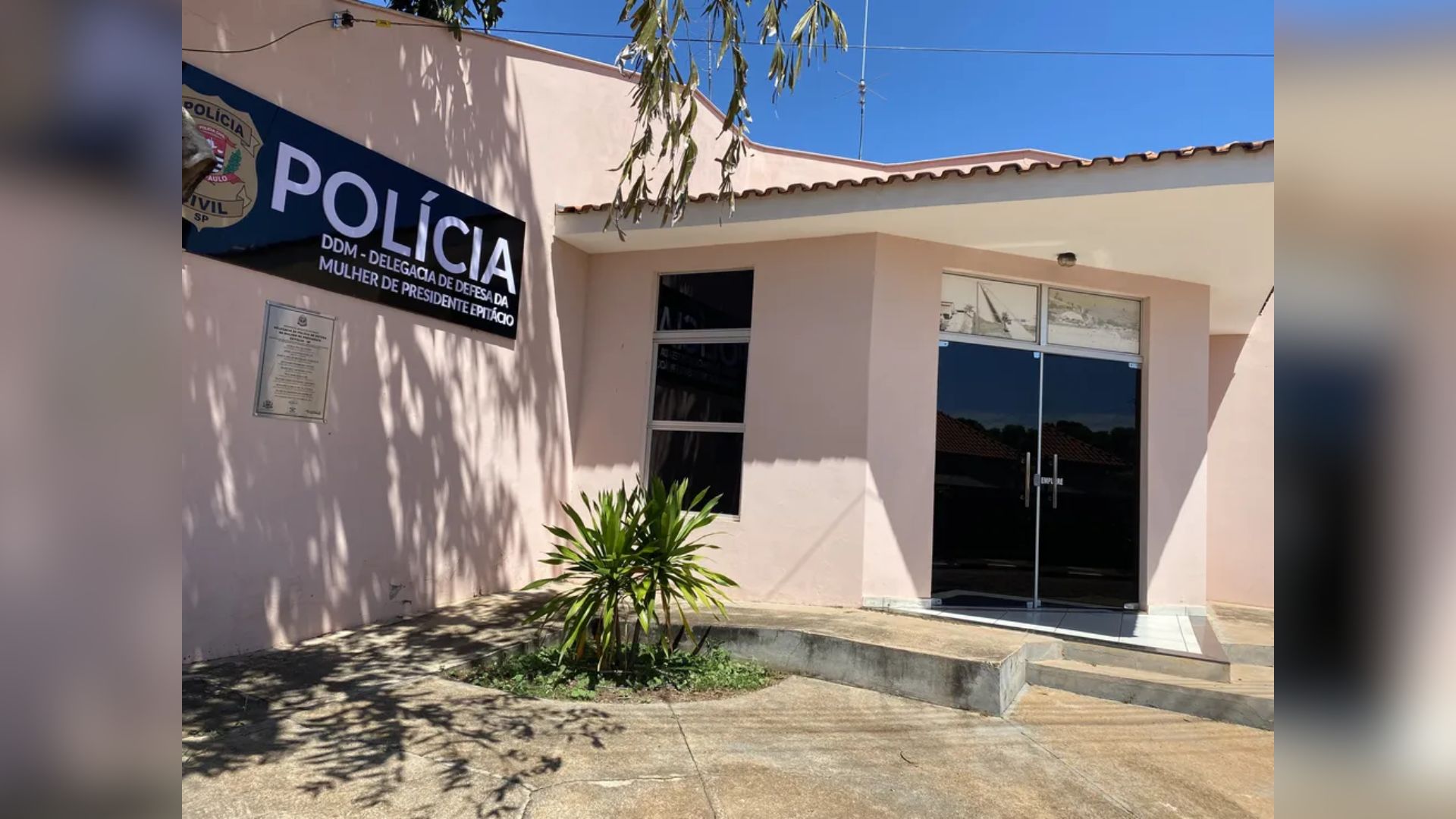 Envolvido também responde por desacato e contravenção penal.