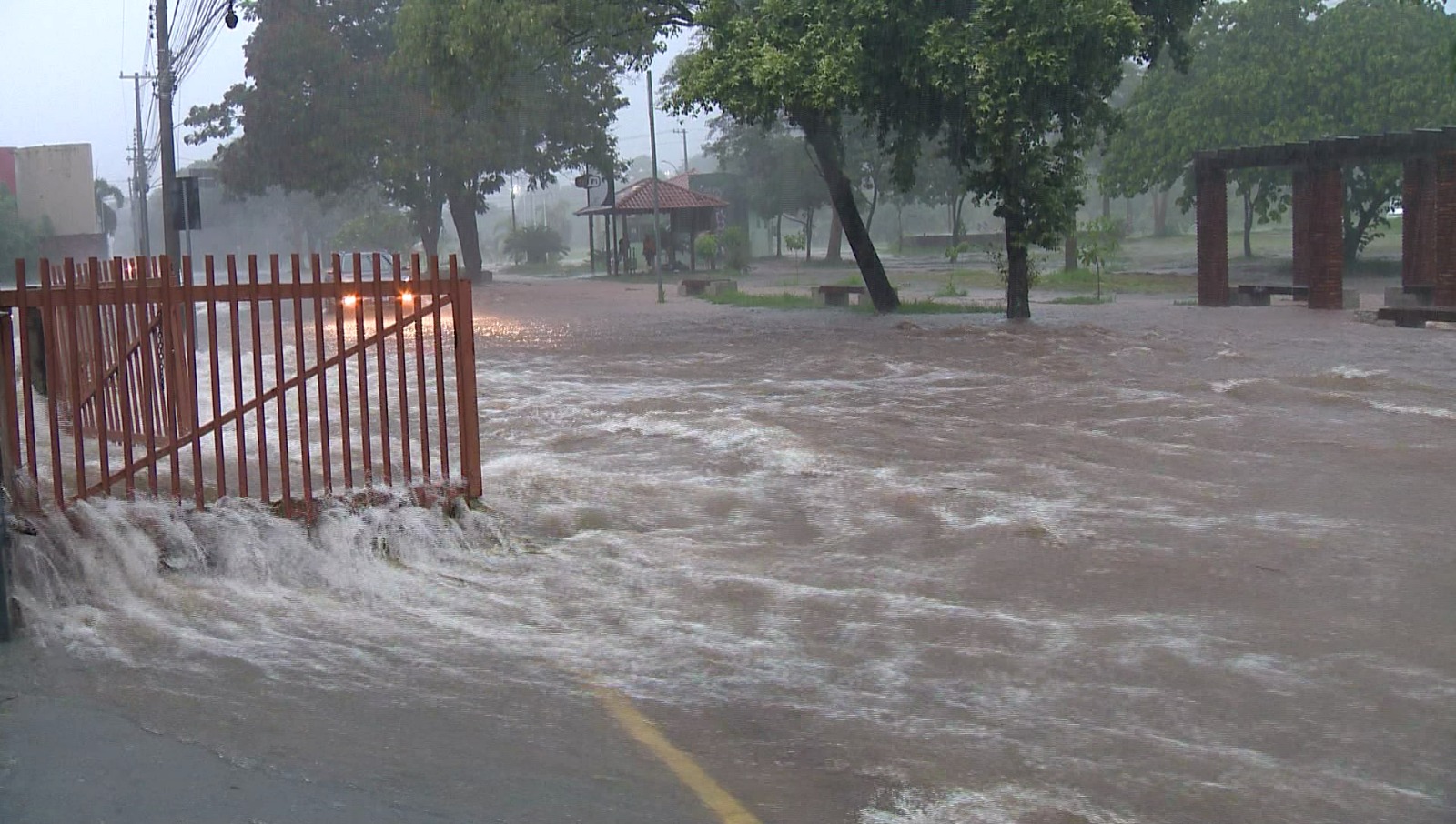 Licitação tinha como objetivo a elaboração de projeto para solucionar alagamentos no Parque do Povo |