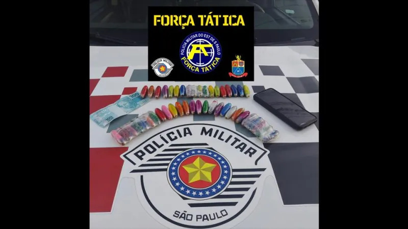 Homem, de 37 anos, chegou a ingerir parte da droga e teve de ser hospitalizado para expeli-la.