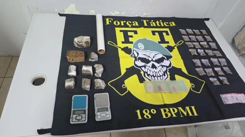Rapaz é preso por tráfico no Conjunto João Domingos Netto |
