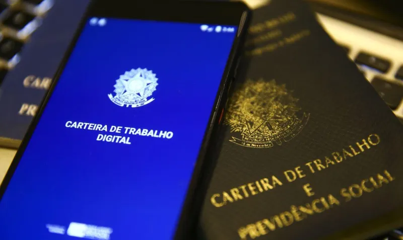 De janeiro a junho de 2026, foram criadas 921.645 novas vagas de emprego formal, com saldo positivo em quatro dos cinco grandes grupamentos de atividades econômicas |